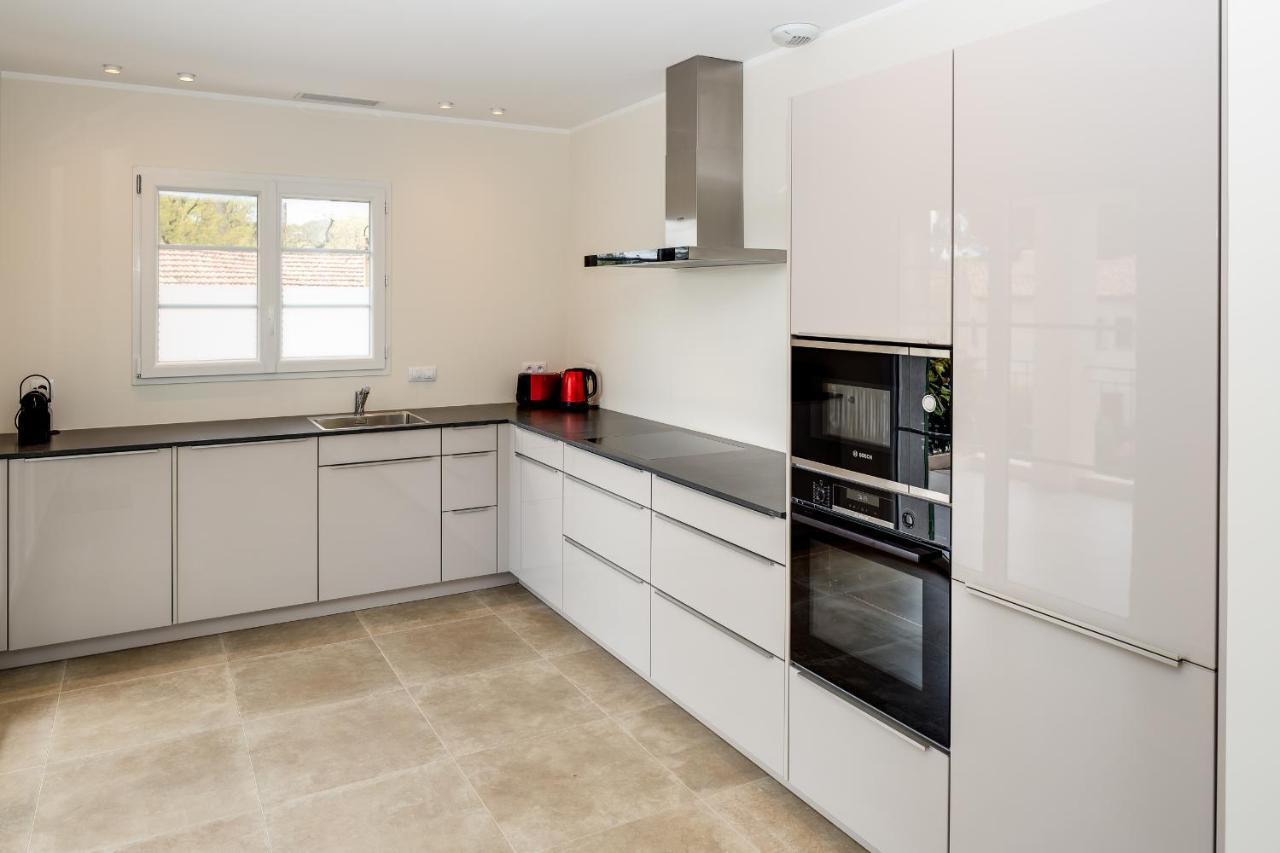 Luxurious And Spacious Apartment In The Heart Of The Cote D'Azur روكفور-لا-بين المظهر الخارجي الصورة